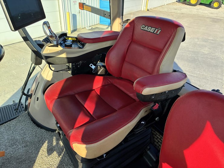 2024-case-ih-magnum-310-afs-connect-image-67