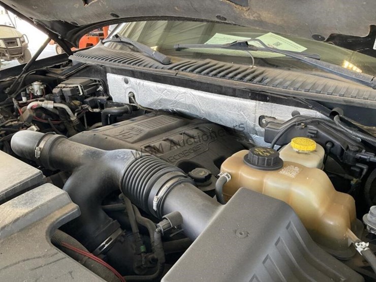 2016-ford-expedition-image-10