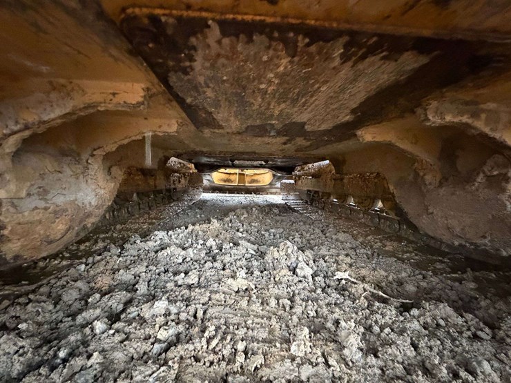 2007-caterpillar-d3g-lgp-image-11