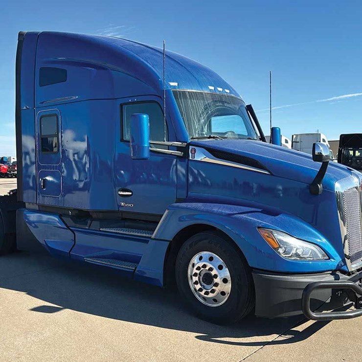 2022 KENWORTH T680