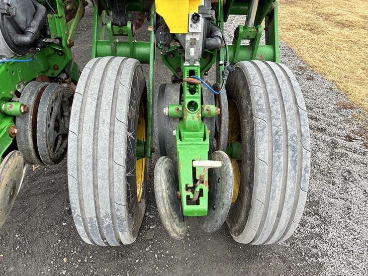 2019-john-deere-1775-image-70