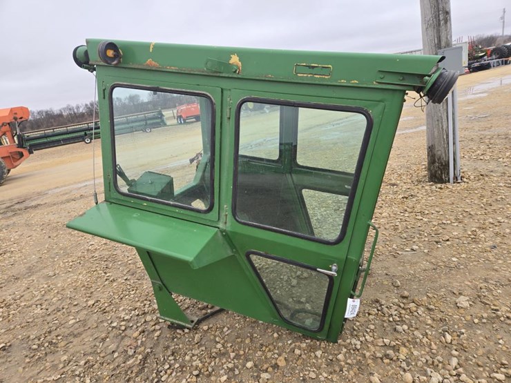 john-deere-3020-image-5