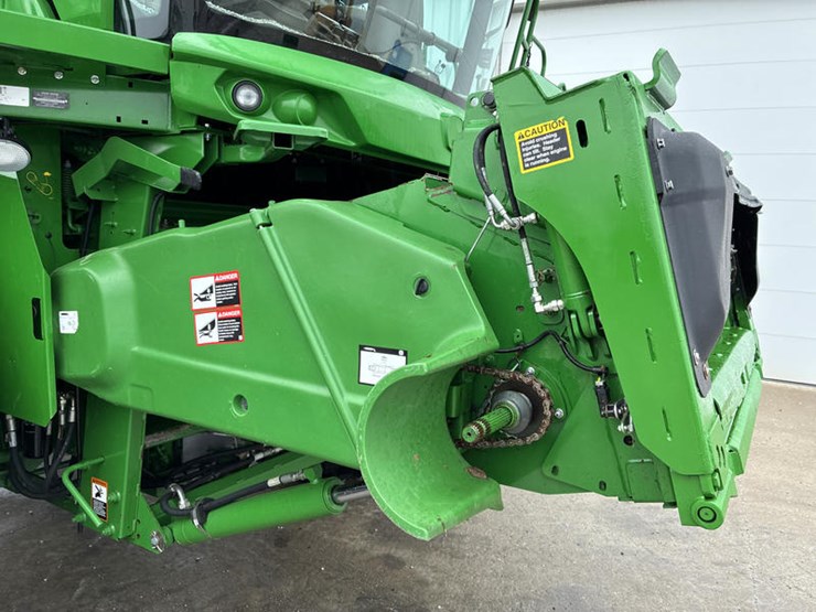 2017-john-deere-s680-image-30