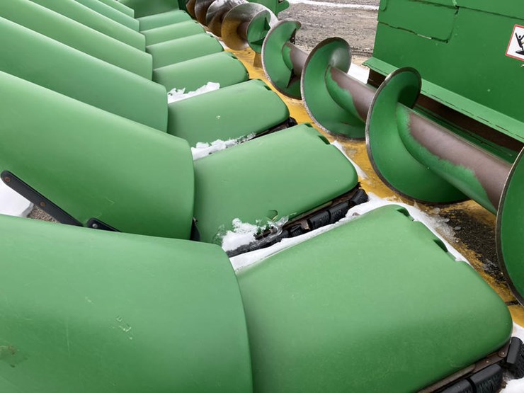 2009-john-deere-608c-image-4