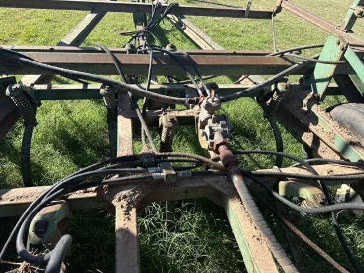 john-deere-680-image-6