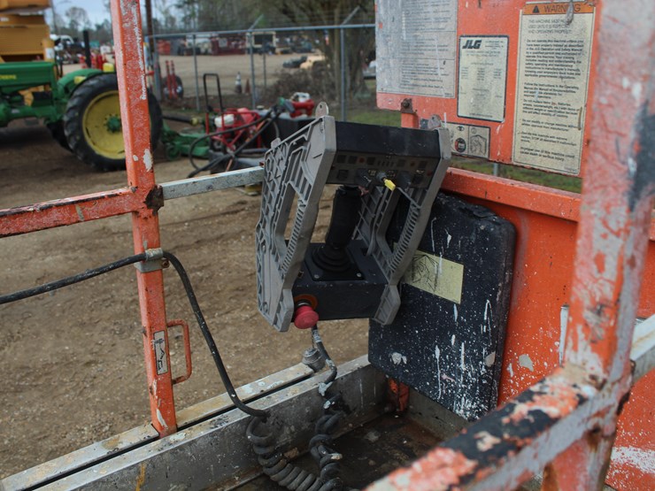 jlg-1930es-image-4