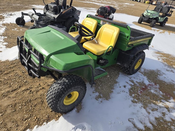 2010-john-deere-2010-image-1