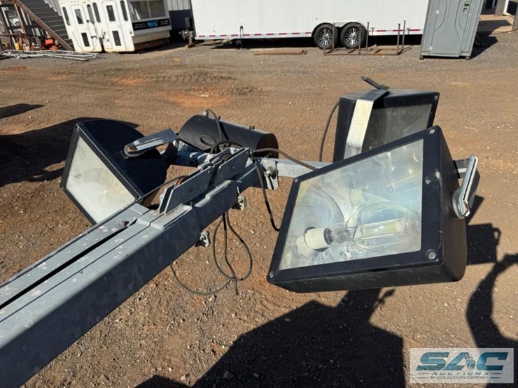 2011-doosan-ls60hz-t4f-image-5