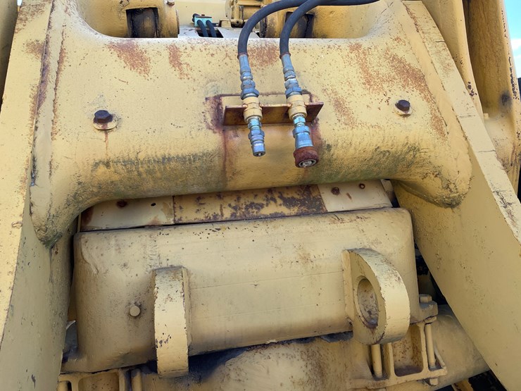 caterpillar-966c-image-13