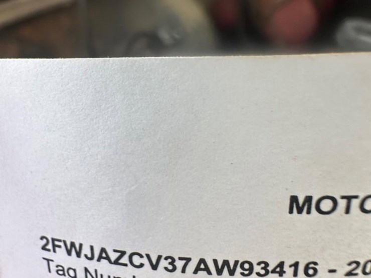 2007-sterling-l9000-4000-gallon-t/a-water-truck-image-18