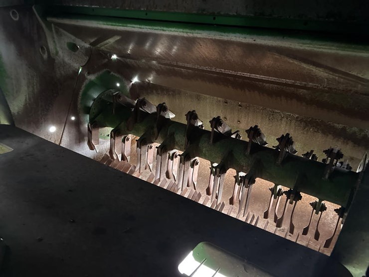 2004-john-deere-9660-sts-image-57