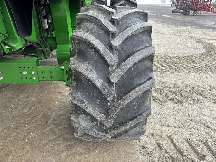 2017-john-deere-s680-image-44