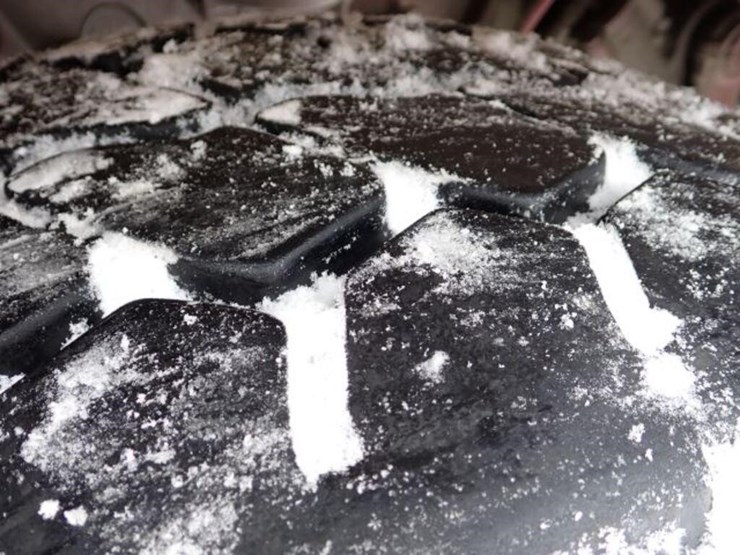 2011-peterbilt-365-image-79