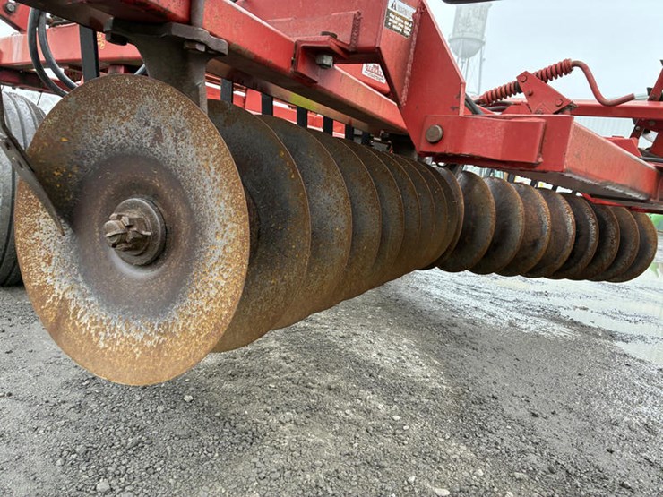 case-ih-3900-image-12