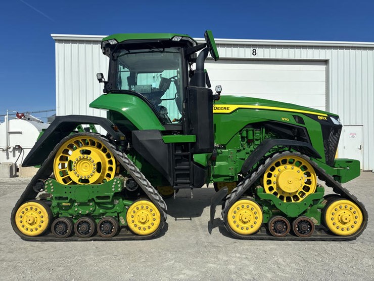 2021-john-deere-8rx-370-image-4