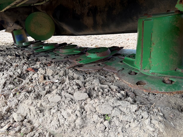 john-deere-275-image-5