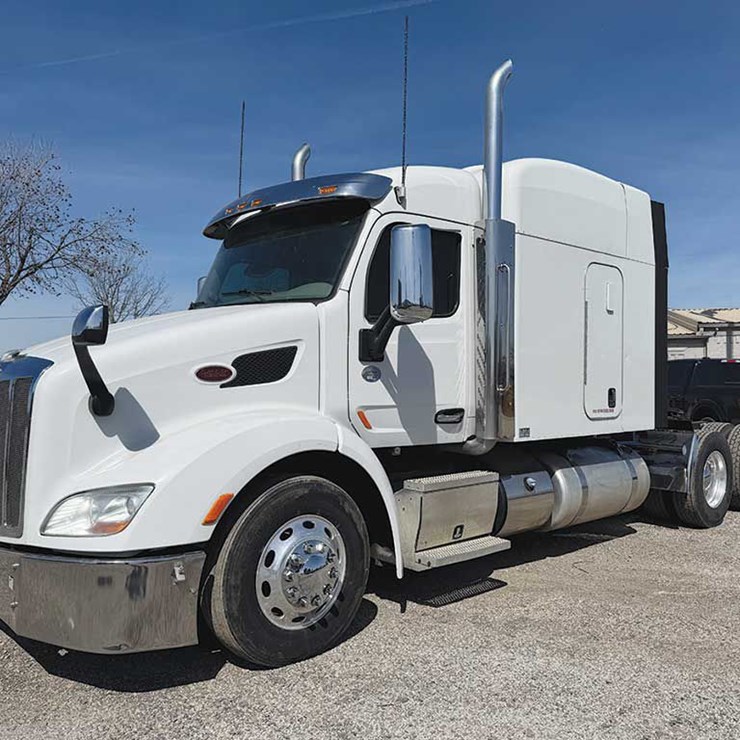 2018 PETERBILT 579