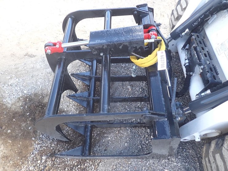 wildcat-48"-skid-steer-root-grapple-image-2
