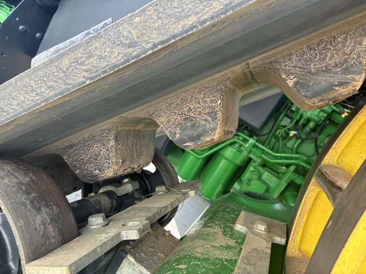 2021-john-deere-8rx-370-image-77