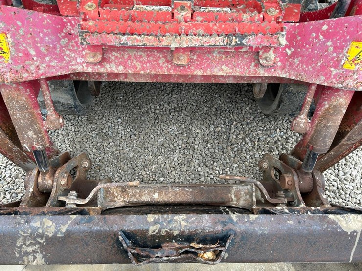 2019-takeuchi-tl10v2-image-38