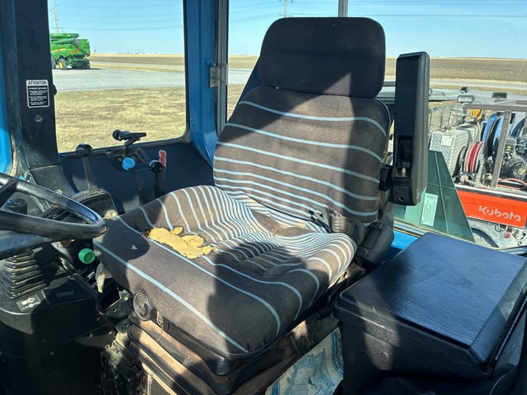 1990-ford-8730-image-52