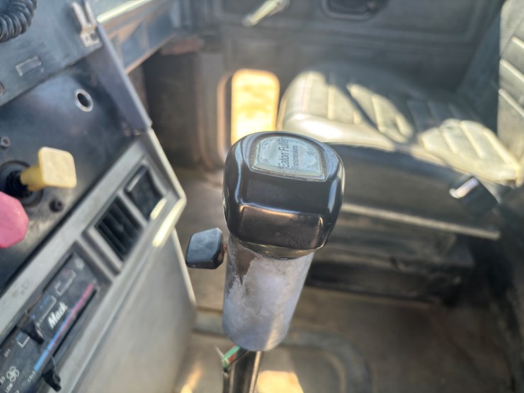 1993-mack-ch600-image-36