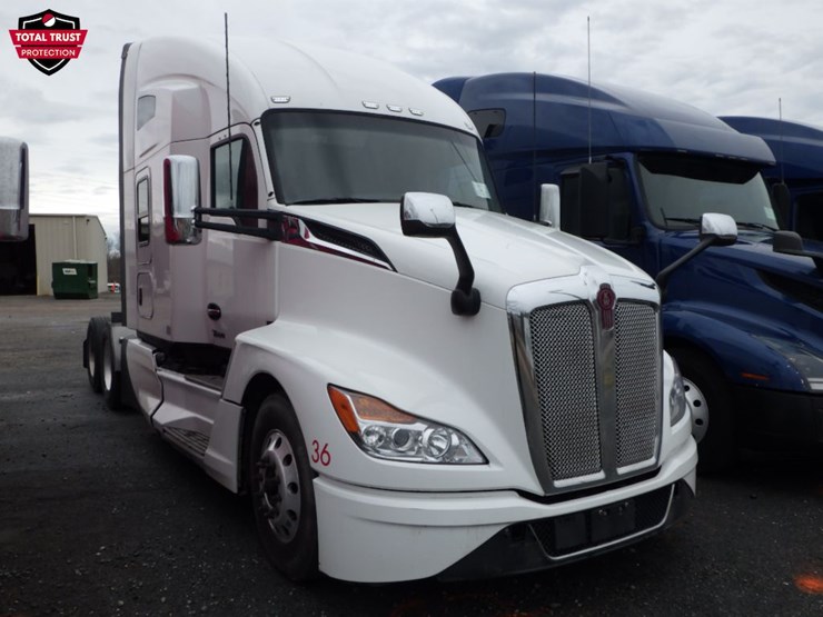 2022-kenworth-t680-image-3