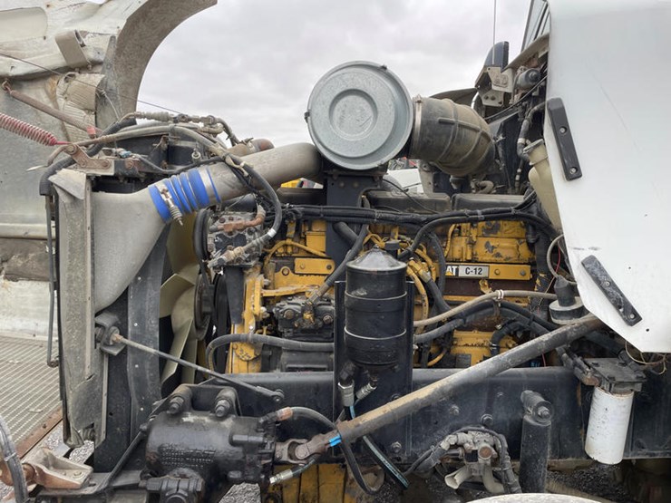 2000-caterpillar-c12-image-2