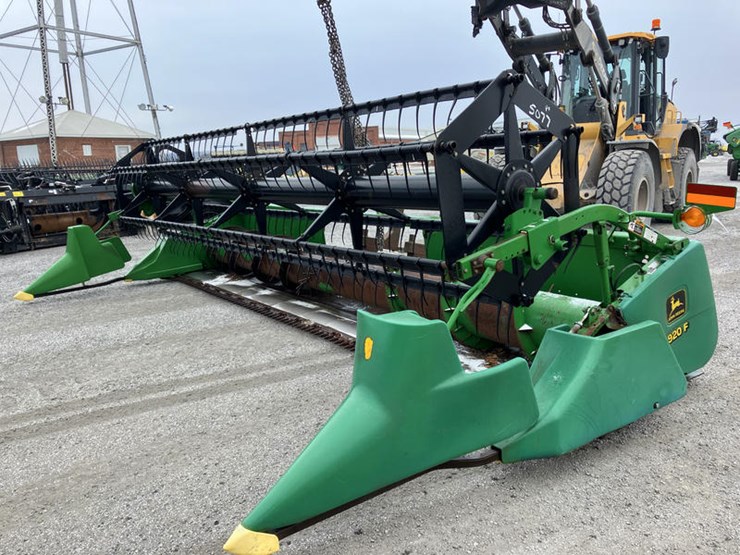 2001-john-deere-920-image-3