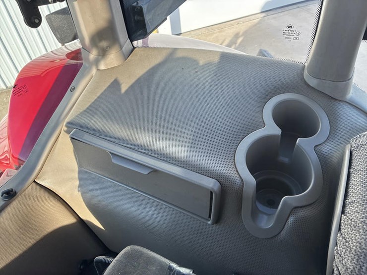 2011-case-ih-magnum-315-image-72