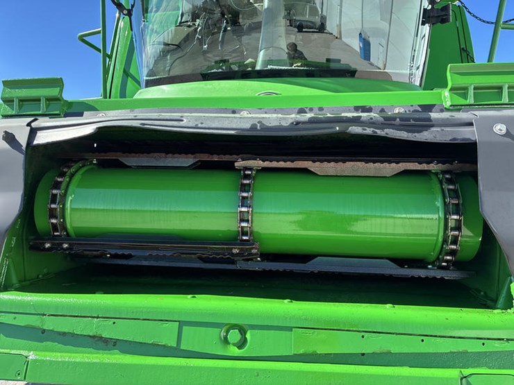 2012-john-deere-s670-image-25