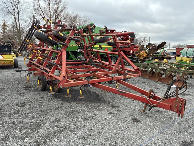 case-ih-4800-image-3