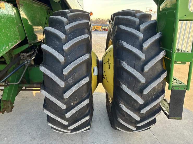 1992-john-deere-9500-image-39