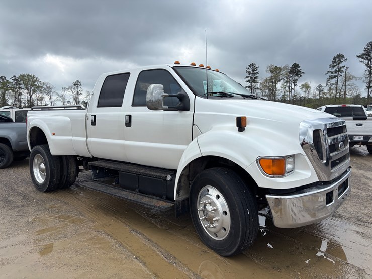 2004-ford-f650-image-2