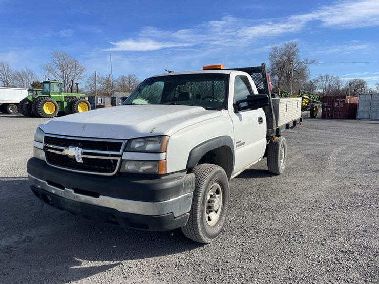 2007-chevrolet-2500hd-image-7