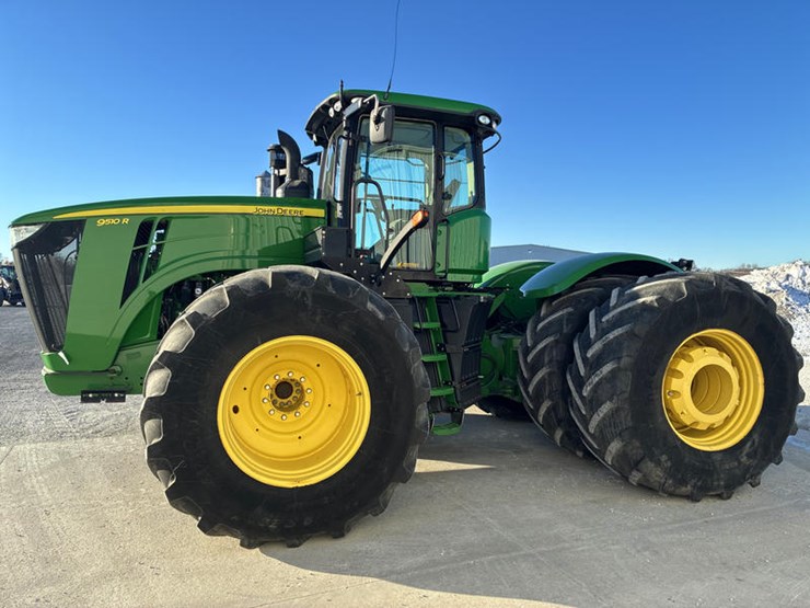 2013-john-deere-9510r-image-11