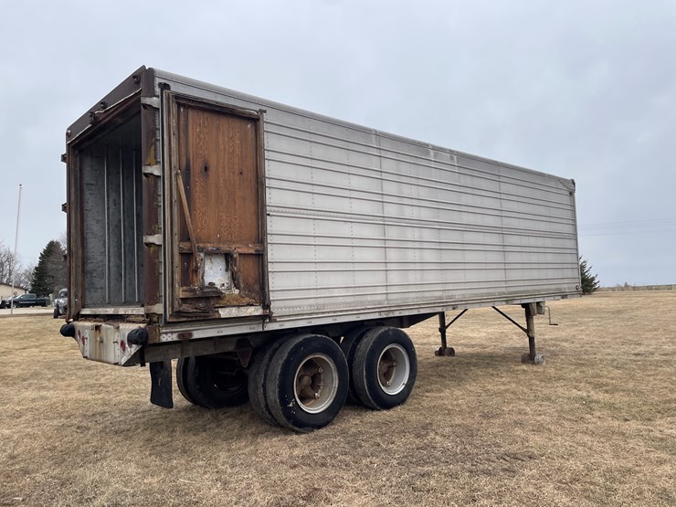 great-dane-van-trailer-image-4