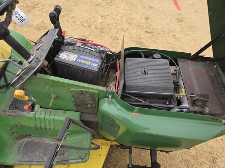 john-deere-400-image-17