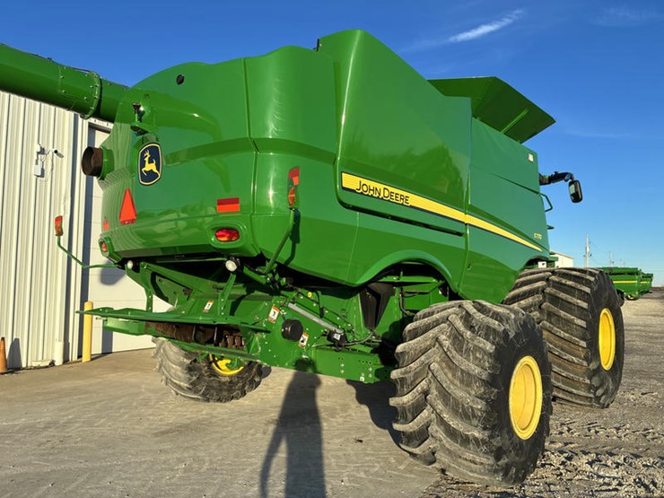 2021-john-deere-s770-image-4