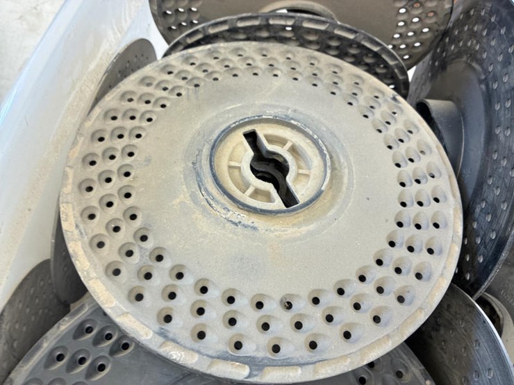 2004-john-deere-db90-image-90