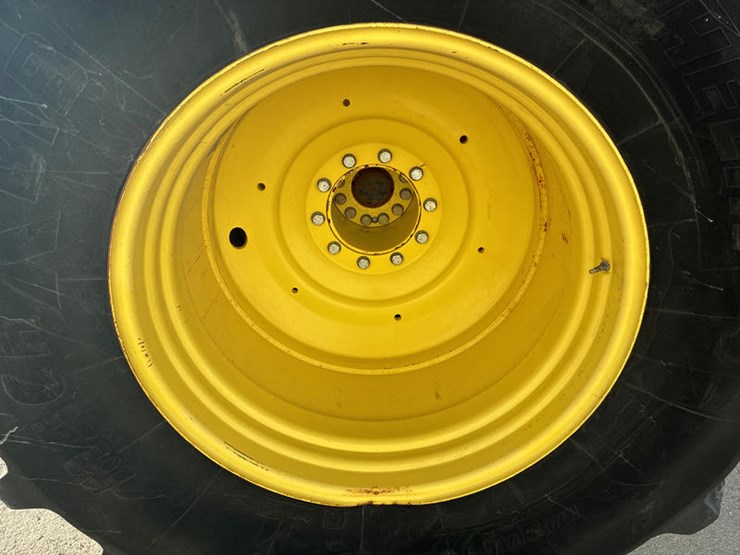 2013-john-deere-9510r-image-39