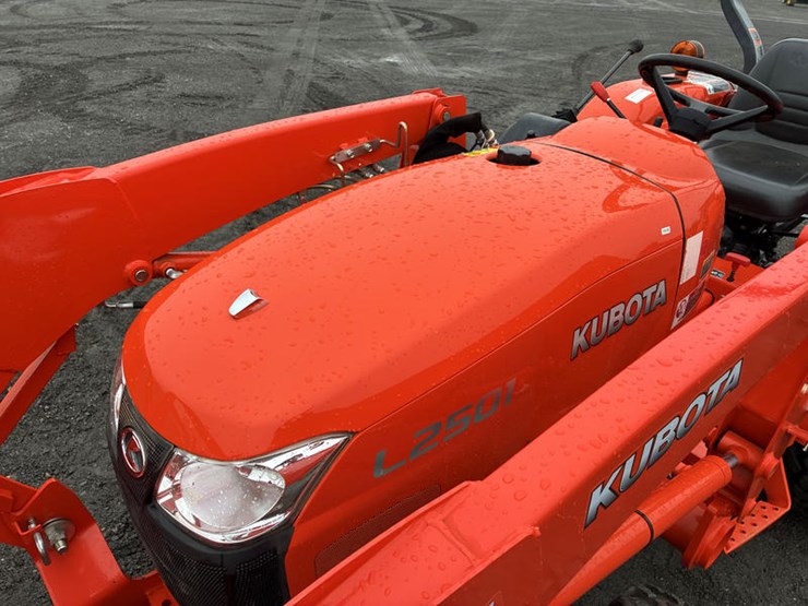 kubota-l2501-image-17