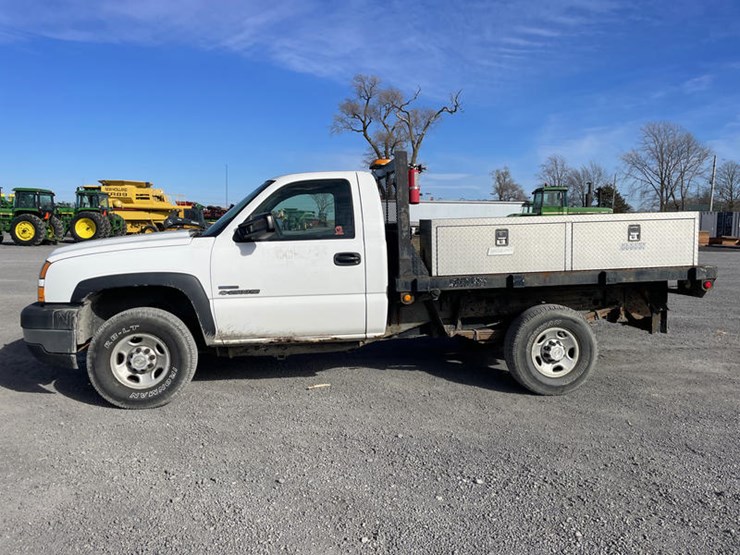 2007-chevrolet-2500hd-image-1