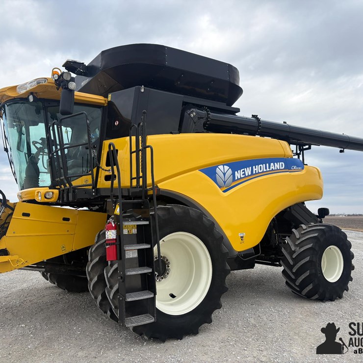 2012 NEW HOLLAND CR8080