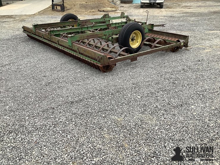 john-deere-16-image-5