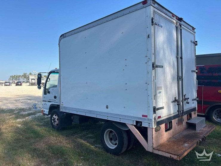 2006-gmc-w4500-image-4