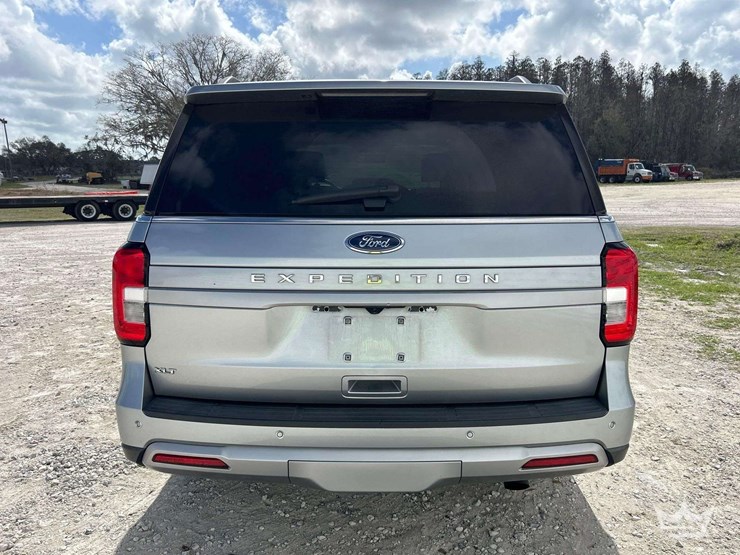 2022-ford-expedition-image-28