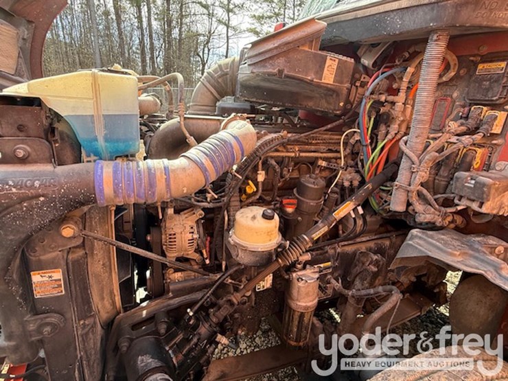 2019-kenworth-t680-image-12