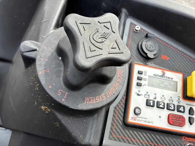 spartan-srt-xd-image-30