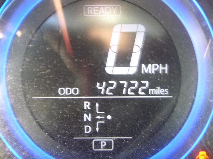 2014-toyota-rav4-image-14